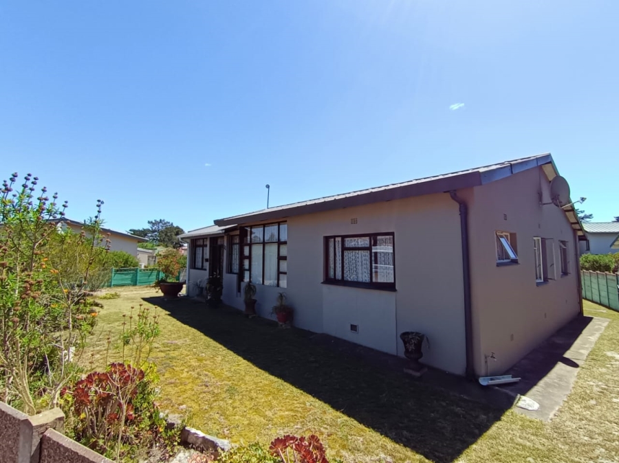 3 Bedroom Property for Sale in Albertinia Western Cape